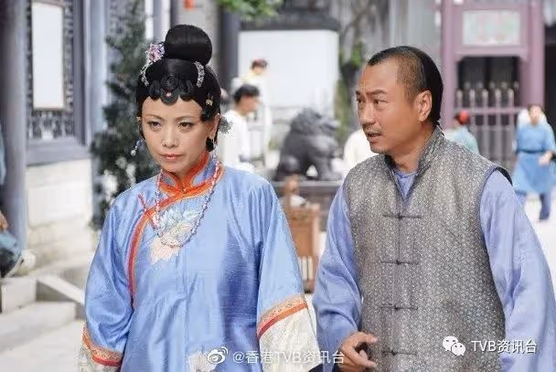 《巾幗4》延期︱黎耀祥鄧萃雯開拍前合體吸金
