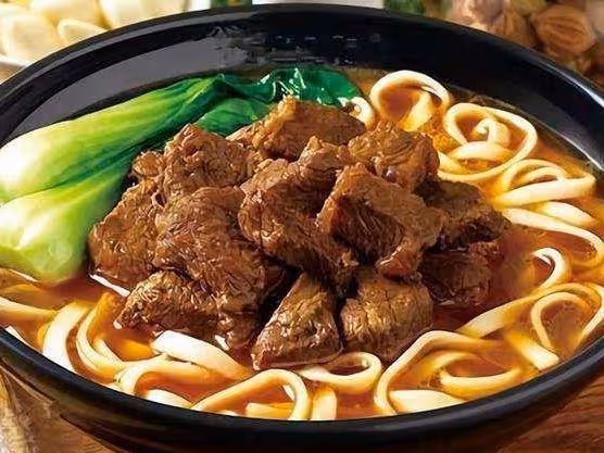 離婚後我和大齡剩女相親，我請她吃碗牛肉麵，回家後她說要嫁給我