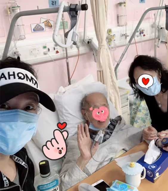 50歲康華近照凍齡有術,至今未婚無兒女,坦言時機沒到感情事隨緣