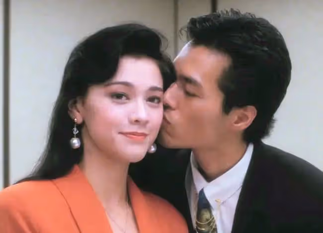 錢小豪前妻與兒子出席活動,51歲身材仍出眾,罕談大20歲富豪老公