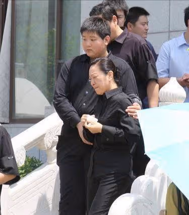劉繼紅:羅京病逝後含淚改嫁富豪,但我永遠是羅家的兒媳