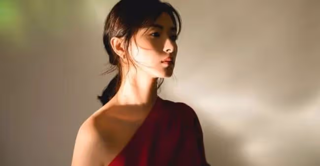 「這麼饞我身子？」，相親後，我急切地把他按在車裡去扯他的衣服