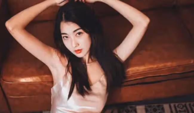 「這麼饞我身子?」,相親後,我急切地把他按在車裡去扯他的衣服