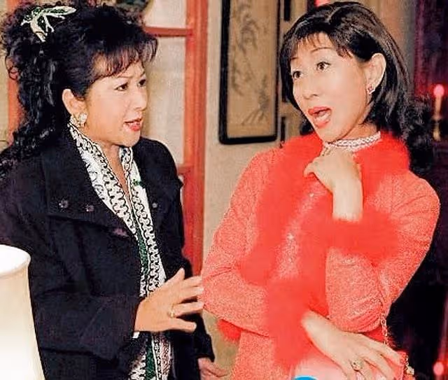 70歲戲骨拒拍TVB劇,雙方曾合作22年,直言以前拍港劇是沒法挑