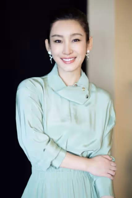 演員秦海璐:孕期忍痛照顧婆婆,讓喪子婆婆不再流淚,你還有我們