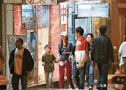 娛樂圈五對老妻少夫,他們究竟是真愛,還是別有所圖?