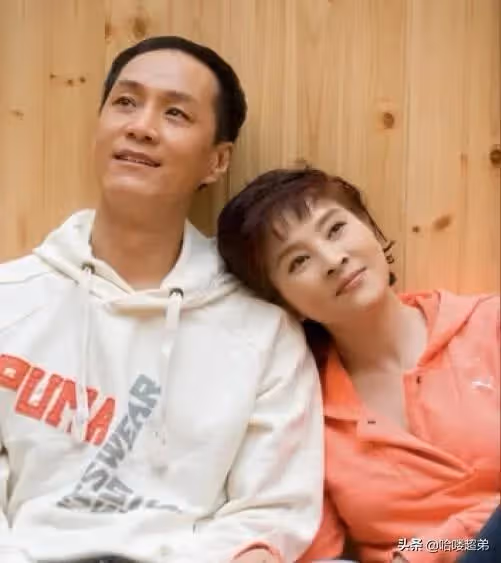 娛樂圈五對老妻少夫，他們究竟是真愛，還是別有所圖？