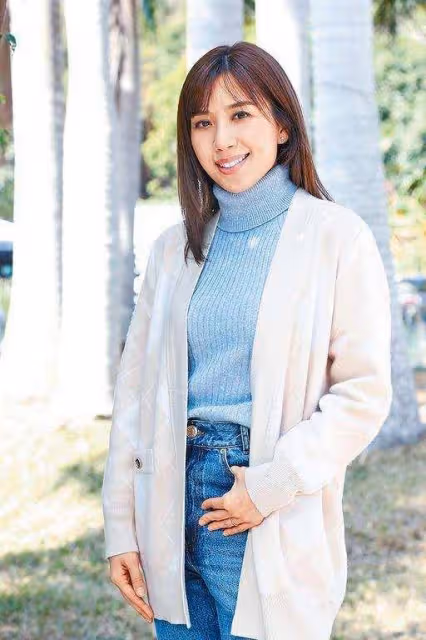 轉苦情路線?TVB花旦新劇演柔軟人妻經歷喪夫之痛,常遭父親虐待