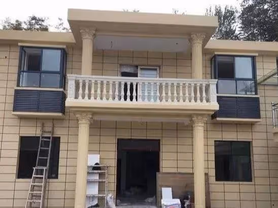 哥哥結婚花光家裡積蓄，我無奈去做上門女婿，如今哥哥找我借10萬