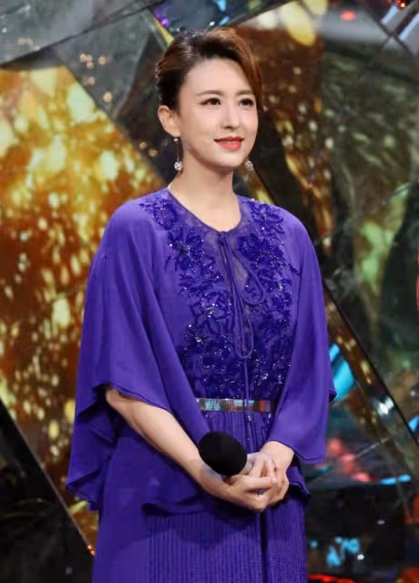 央視主持張蕾:被楊帆暗戀多年,有緣無分,嫁普通生意人生一子