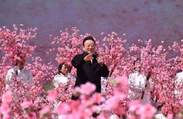 蔣大為移居海外後花光積蓄,被敲詐90萬,拚命奔波竟是為了女兒