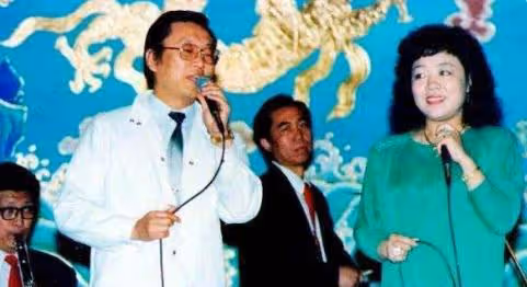 蔣大為移居海外後花光積蓄,被敲詐90萬,拚命奔波竟是為了女兒