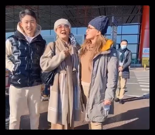 63歲張蘭思孫心切,曬與孫子合照憶過往滿臉笑,被喊話去爭撫養權