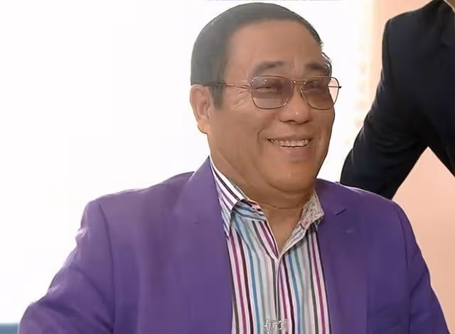 又走一個!TVB著名綠葉宣布離巢,服務公司超30年被「炒魷魚」