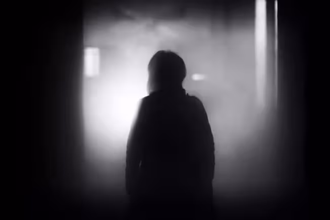 婆家嫌棄親家農村人,婚禮不然娘家人進正廳,準新娘當場悔婚