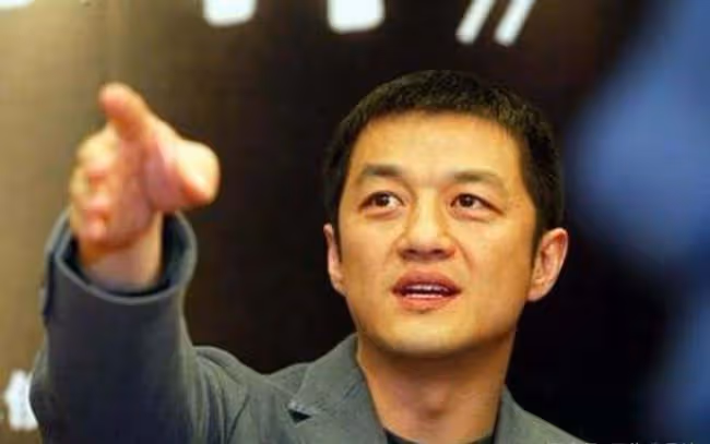 李亞鵬跟王菲離婚的真正原因被揭露,王菲至今不跟謝霆鋒結婚的理由是什麼?