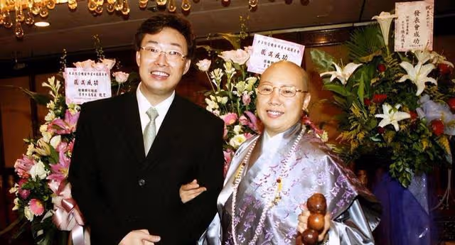 費貞綾:靠性感走紅後,幫兩個弟弟成為了大明星,自己卻選擇出家