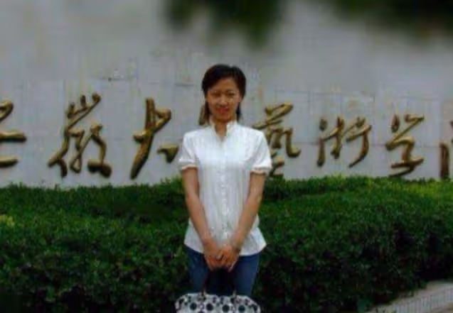 13年前著名主持人魏笑，新婚24小時離世，16號結婚17號婚禮變喪禮