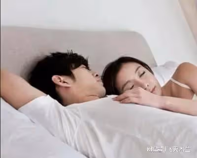 我與女朋友發瘋苟合，卻忘了老婆感受，事後的遭遇，讓我悔恨交加