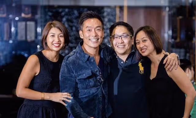 著名港星暗藏天使心，主動為內地捐款20萬，57歲身材依舊健碩有型