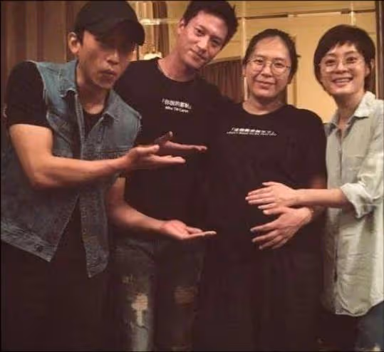 他曾是黃曉明保鏢,被開除後得鄧超賞識,娶孫儷經紀人為妻