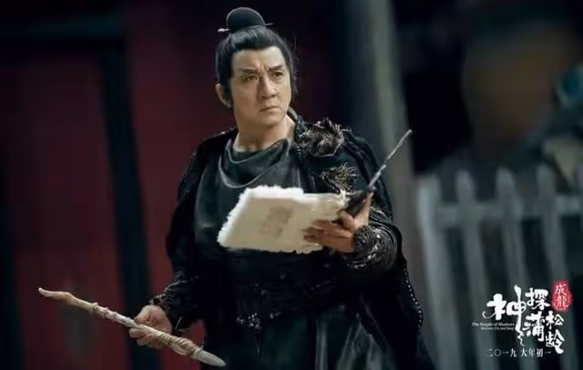 天價片酬都請不動!香港知名老戲骨拒絕與成龍合作,二人疑似不和