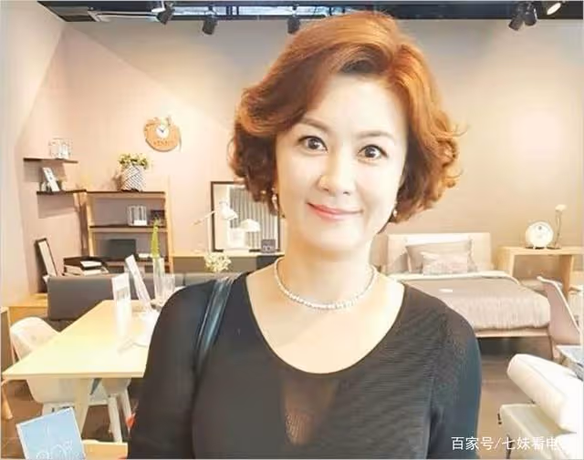 三次婚姻都是鏡花水月，這位女星的前夫們為何都不靠譜？