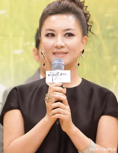 三次婚姻都是鏡花水月，這位女星的前夫們為何都不靠譜？
