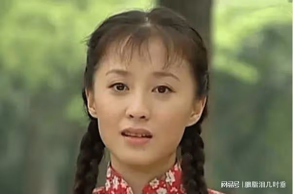 美女演員徐露:當紅時嫁大7歲老公,46歲與17歲女兒同框似姐妹