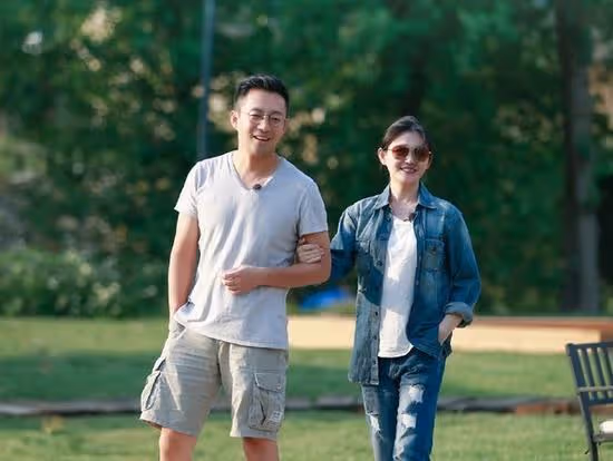 汪小菲離婚後,張蘭首曬祖孫同框表達思念,大s兒子帥氣軟萌