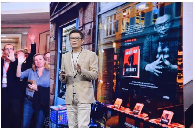 董卿推掉工作,高曉松連夜飛回,莫言:麥家把家底子都抖擻出來了