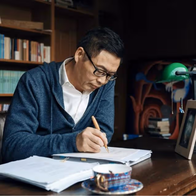 董卿推掉工作,高曉松連夜飛回,莫言:麥家把家底子都抖擻出來了