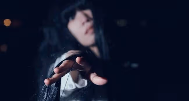 荒野山村,夜深人靜,我在睡夢中和一個女人發生關係