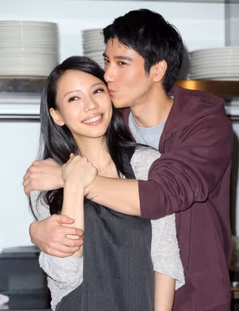 宣布離婚!45歲知名男星承認與老婆夫妻情斷,疑因婆媳關係毀婚姻