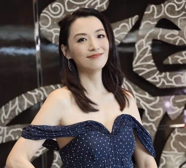 恭喜!TVB著名女星宣布明年復活節註冊結婚,將在同一天舉辦婚宴