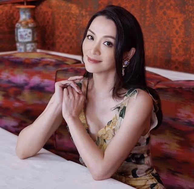 恭喜!TVB著名女星宣布明年復活節註冊結婚,將在同一天舉辦婚宴
