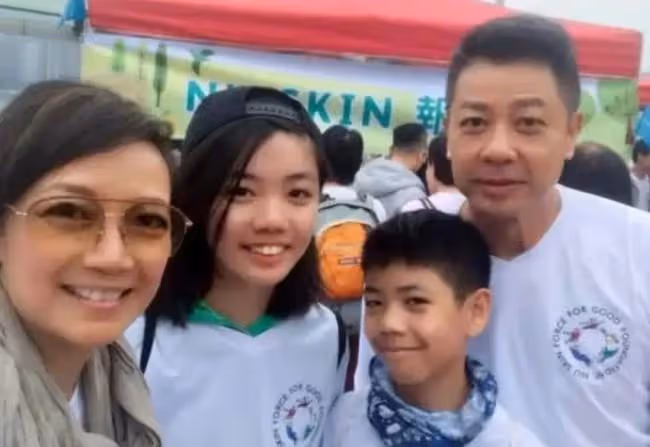 港姐楊婉儀移居國外,教英語養活子女,老公生意失敗後行蹤神秘