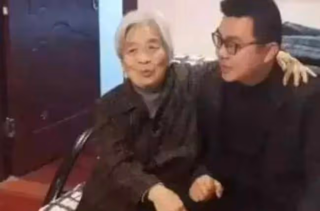 杜新枝發感謝粉絲,與抖神關係進入尷尬境地,選擇了小寶貝和獻春