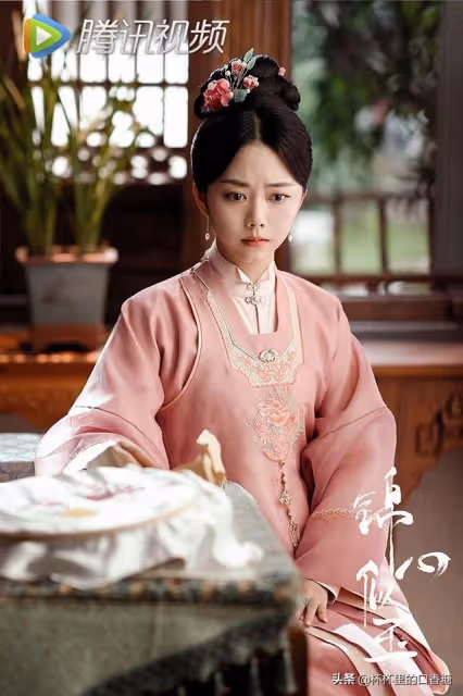 2021受歡迎女主!趙麗穎第七譚松韻第六,景甜沖第三,冠亞軍霸榜