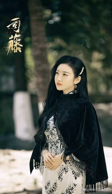 2021受歡迎女主!趙麗穎第七譚松韻第六,景甜沖第三,冠亞軍霸榜
