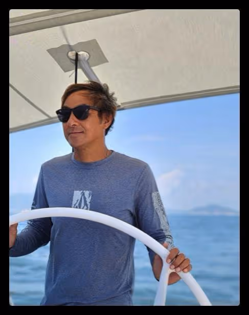 54歲港星承認私藏毒品!因形跡可疑被警方當場抓獲,法官苦心勸告