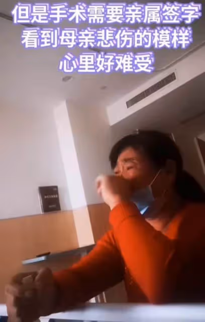 成龍劇組臨演摔馬骨折!劇組只賠三萬五了事,求助無門自言命廉價