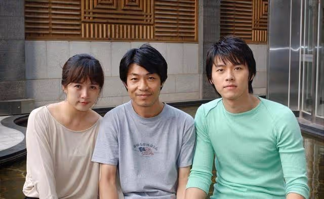 憑《秘密花園》爆火，遭宋慧喬逼迫官宣，帥到讓朴槿惠成小迷妹？