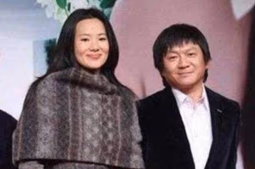 陪伴陳道明8年，2億身價不求名分，如今嫁王菲初戀成人生贏家