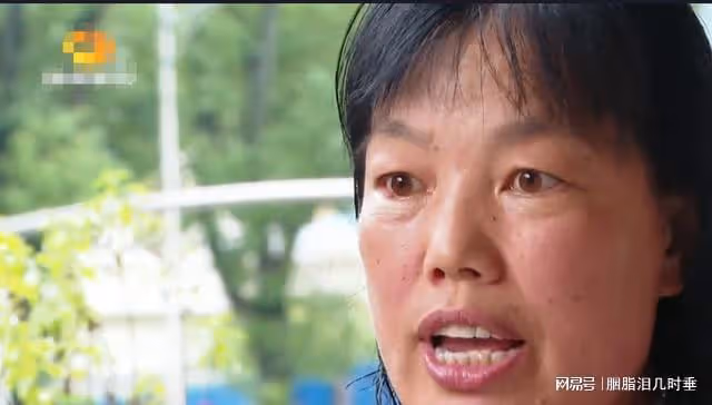 「扶弟魔」姐姐養弟弟6年,買房又給錢,弟媳卻指責不讓丈夫回家