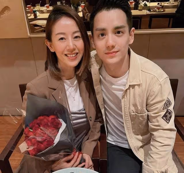 TVB前著名花旦千萬豪宅曝光,再婚嫁小8歲鮮肉男神,懷二胎近半年
