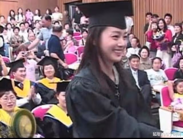 娛圈故事之金泰希，天然美學霸，嫁小2歲帥神，婚姻卻仍有危機感