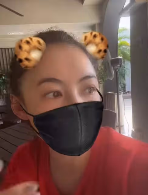 張柏芝三胎生父被疑現身,曬視頻神秘男子正穿衣,個頭小花臂搶眼