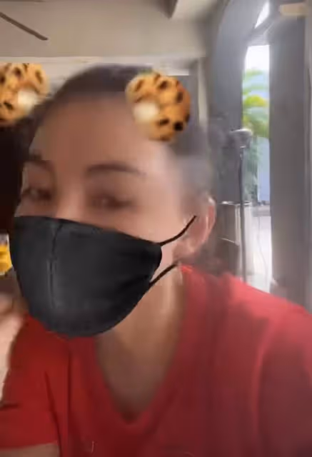 張柏芝三胎生父被疑現身,曬視頻神秘男子正穿衣,個頭小花臂搶眼