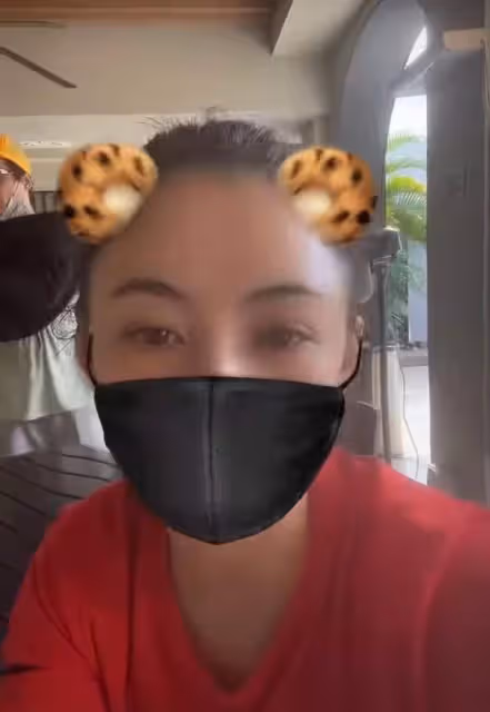 張柏芝三胎生父被疑現身,曬視頻神秘男子正穿衣,個頭小花臂搶眼